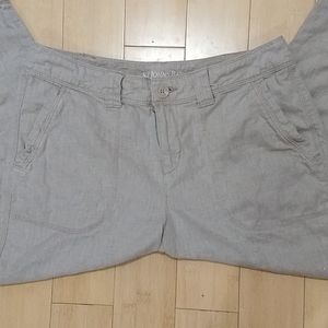 💥5 for $20💥 Linen capri pants by St. Johns Bay